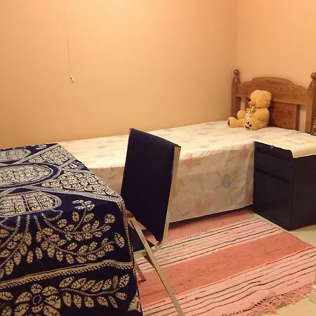 Maria'S Homestay Thornhill Room photo